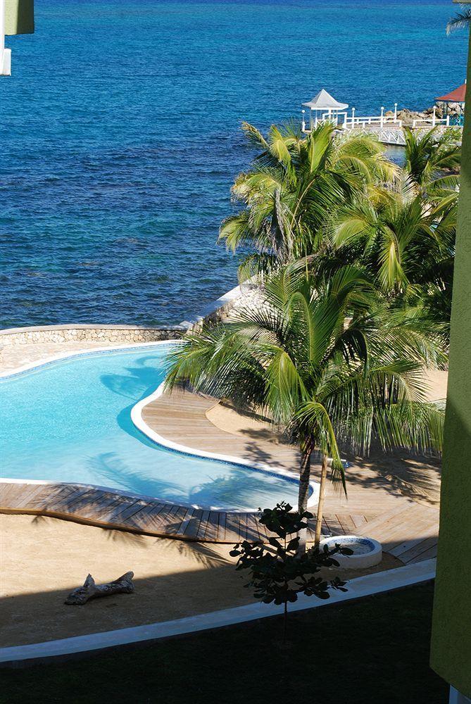Whispering Seas Jamaica Ocho Rios Exterior foto